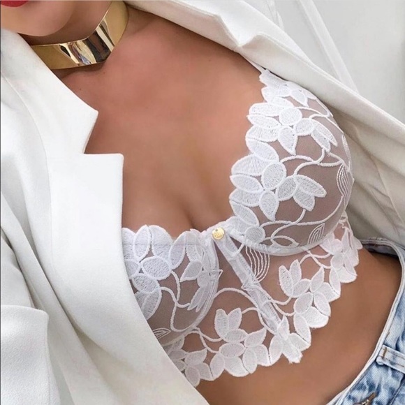 Bloomed for you super Push-up bra top & thong Panty set - Picture 3 of 16